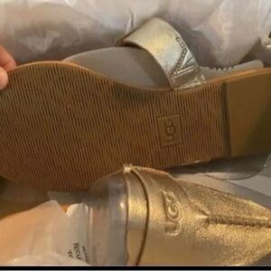 Ugg gala gold sandals size 9 new